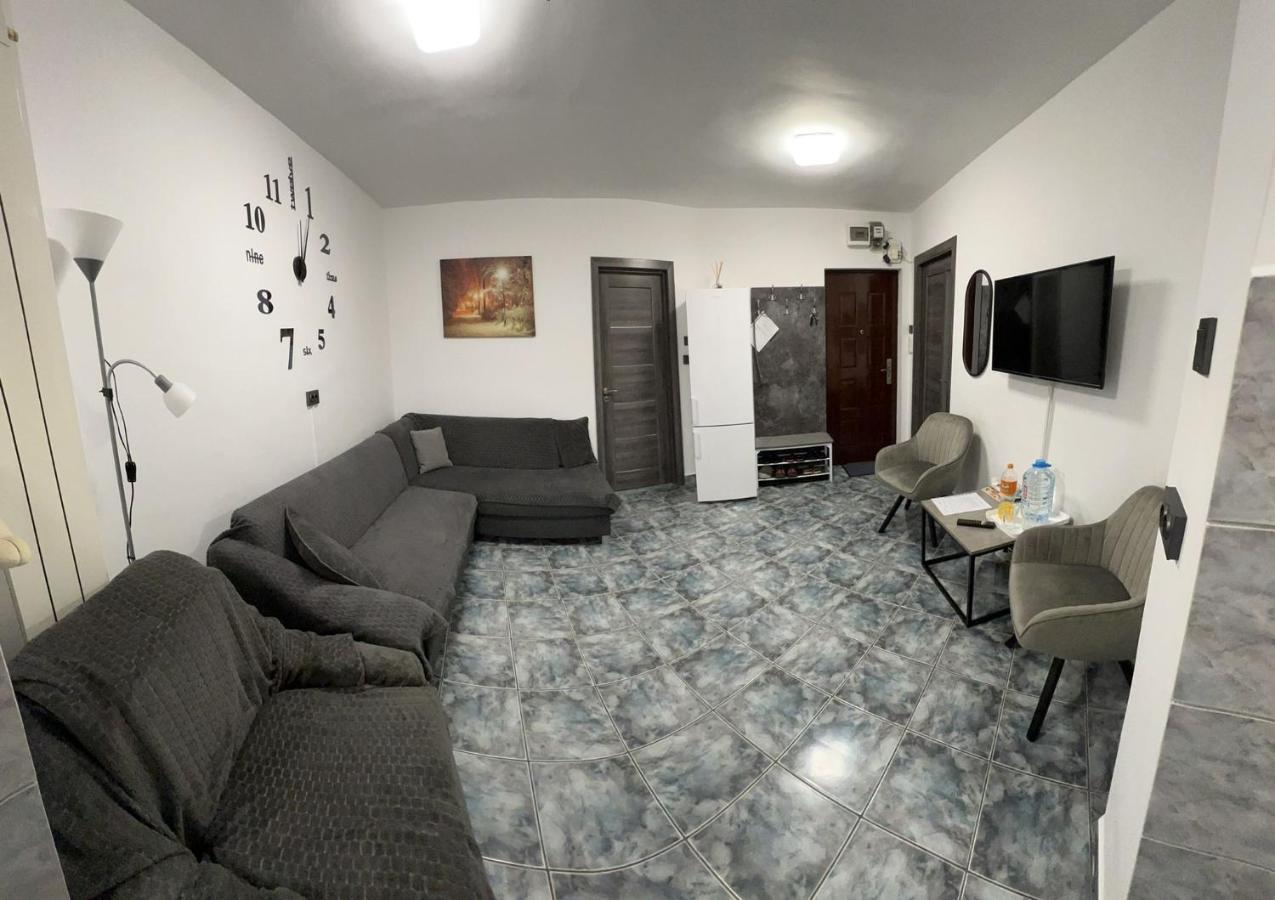 Ene Apart Oradea Free Parking Εξωτερικό φωτογραφία