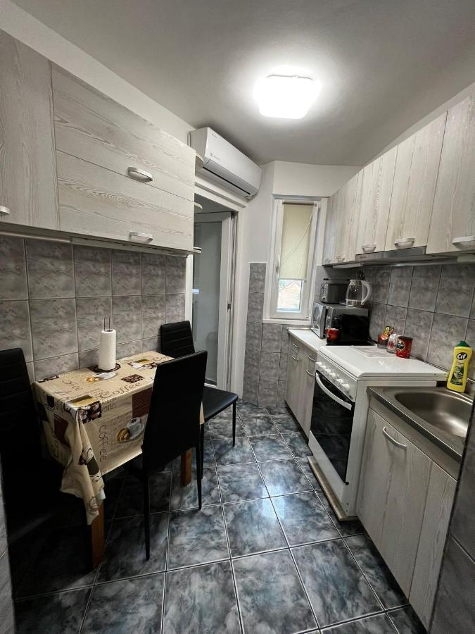 Ene Apart Oradea Free Parking Εξωτερικό φωτογραφία